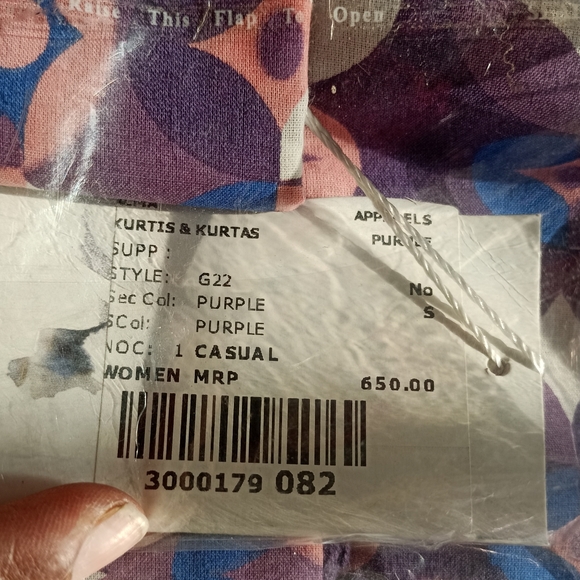 🌴 pre-owned with tags Alma kurta Size 'S' (sealed package - fixed price) - Picture 3 of 3